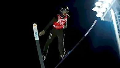 Fatih Arda İpçioğlu Kayakla Atlama Dünya Kupası Finallerinde